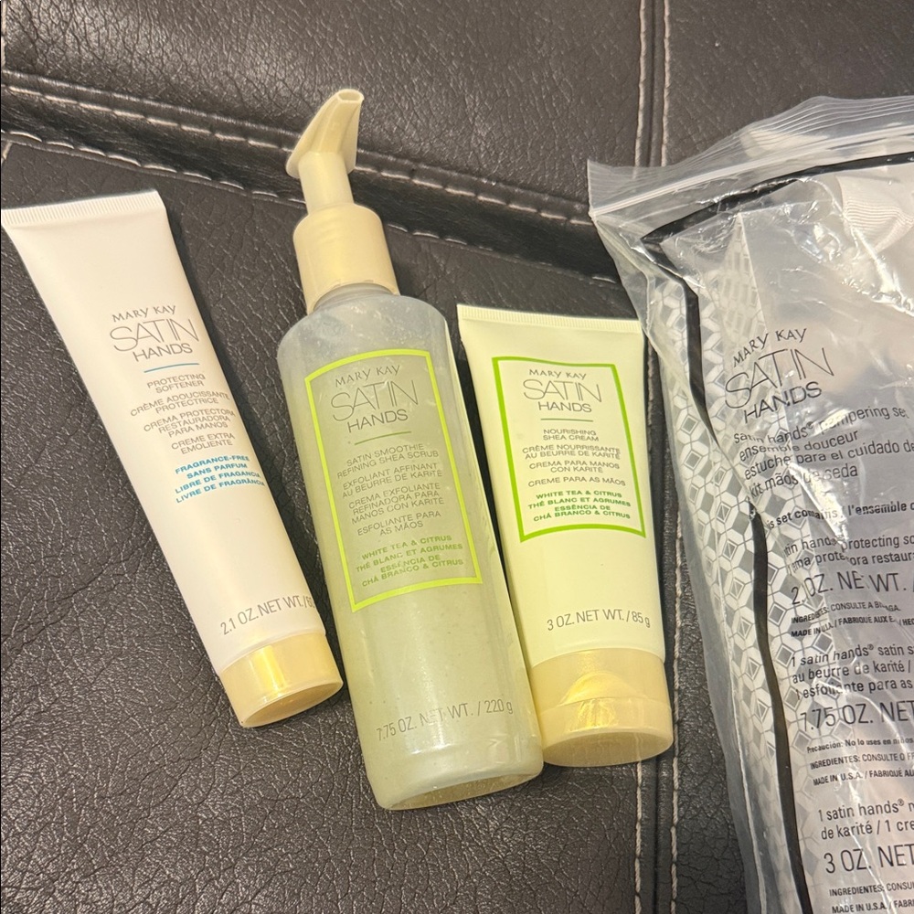 Mary Kay Satin Hands Trio with Cream and Green Accents